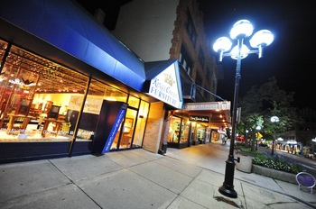 LED_street_lights_downtown_Ann_Arbor.jpg