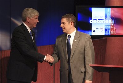 Snyder-bernero-debate.jpg
