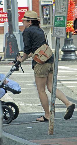 Sultry-stroller-mom.jpg