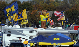 U-M-vs-msu-pregame.jpg