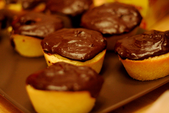 boston-cream-cupcakes.jpg