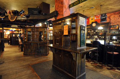 120910_EATERIES.jpg