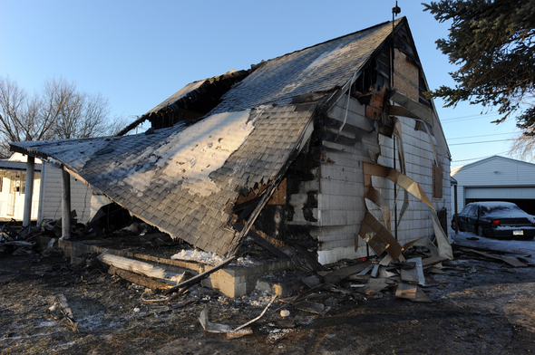 121410_FATAL_FIRE_2-2_LON.JPG
