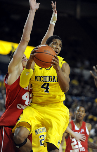 darius morris nba. Michigan#39;s Darius Morris looks