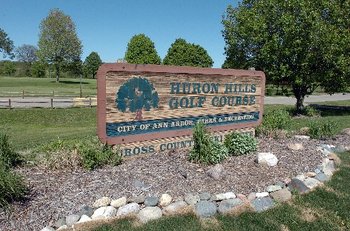 Huron_Hills_Golf_Course_4.JPG