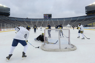 Thumbnail image for UMhockey_BigChill_practice.jpg