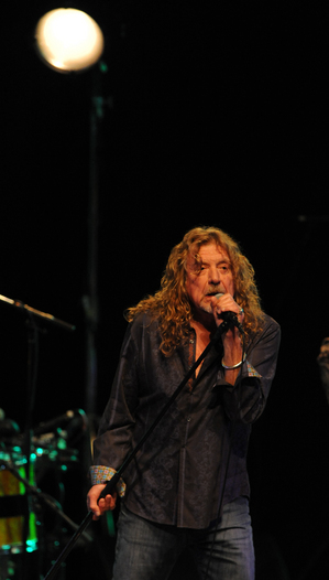 Robert-Plant-Live-2.jpg