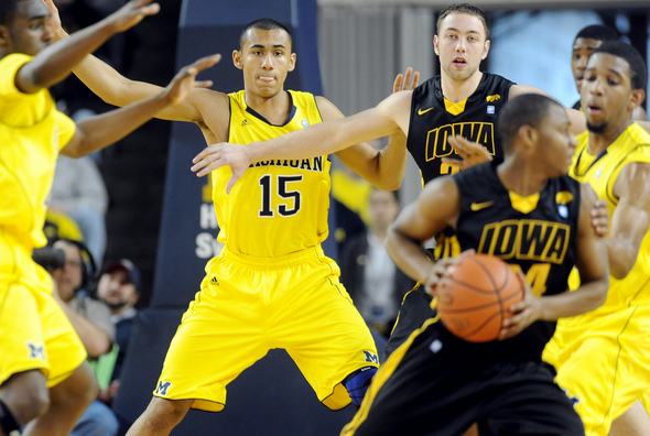 UM_Iowa_Horford.jpg