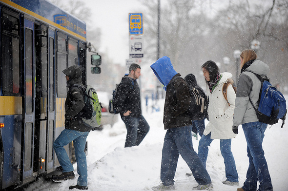 michigan-students-in-snow.jpg