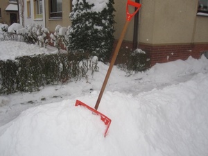 prevent-heart-attack-shoveling-snow.jpg