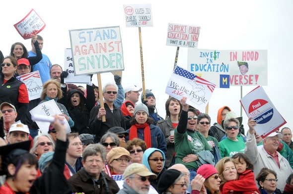 Rick_Snyder_protest_commencement.jpg