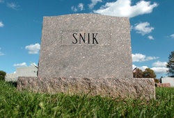 namesnik-headstone.jpg