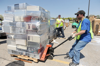 050711_ewaste_annarbor_recycling_2.jpg