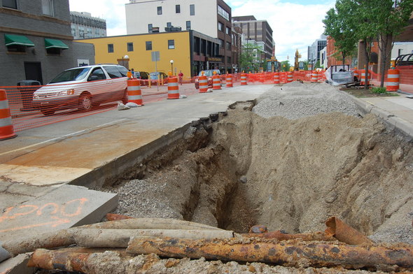 052611_fifth_liberty_watermain_project.JPG