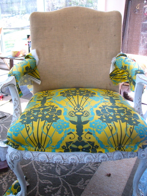 threeboys-queen-anne-style-chair-fabric