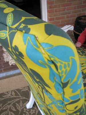 threeboys-queen-anne-style-chair-back-detail
