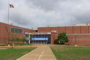 Pioneer_High_School_Ann_Arbor1.jpg