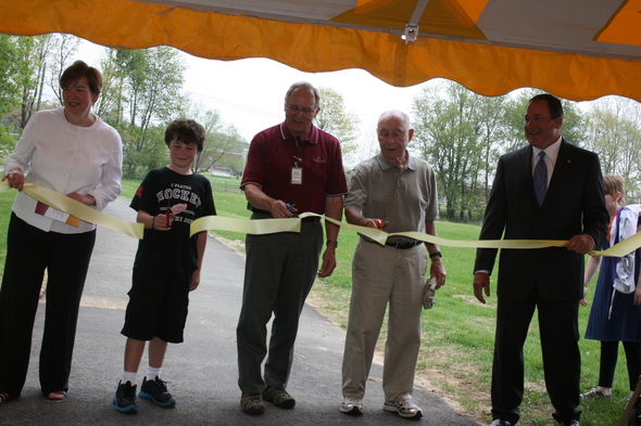 Wellness_path_ribbon_cutting.JPG
