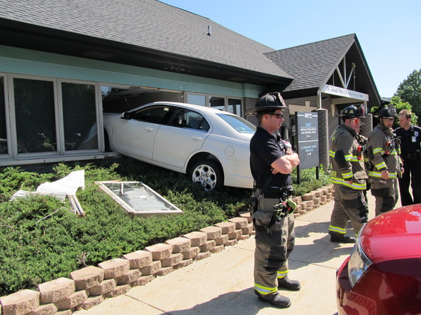 Car-vs-Building.jpg