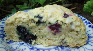 lemonglazedblueberryscone.JPG