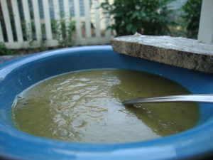 potatoleekpeasoup.JPG