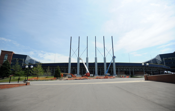 MICHIGAN-STADIUM-SCOREBOARDS.jpg