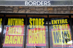 Borders_downtown_liquidation_signs.JPG