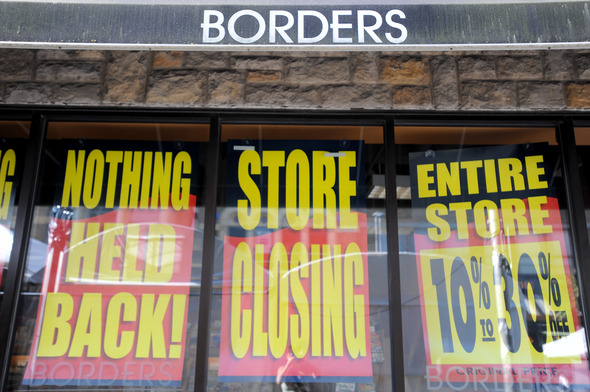 Borders_downtown_liquidation_signs.JPG