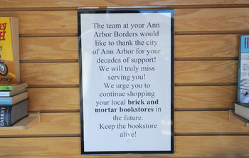 Borders_farewell_sign_Ann_Arbor_downtown_store.JPG