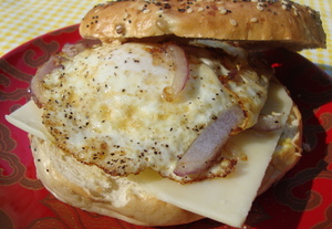 eggandonionsandwich.JPG