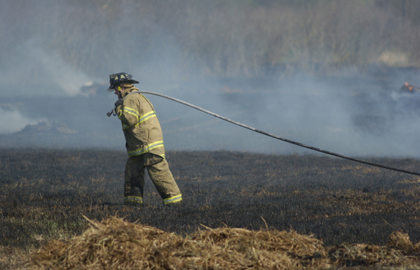 brush_fire_ypsilanti_twp.jpg