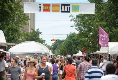 082811_ARTFAIR.jpg