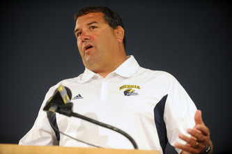 BRADY-HOKE-5.JPG