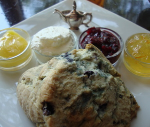 sconeplateatteahaus.JPG
