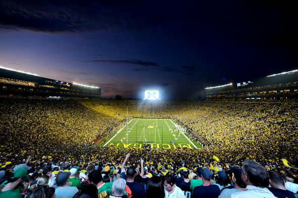 Michigan_Stadium_night_game_Big_House_Michigan_football_crowd.jpg
