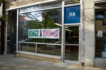 9142011_Bongz_and_Thongz_Sign.jpg