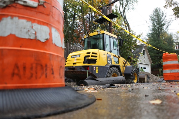 Burns-Park-alley-under-construction.jpg