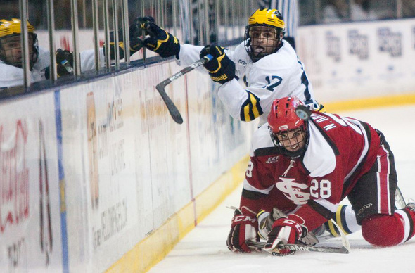 UM_StLawrence_hockey.jpg