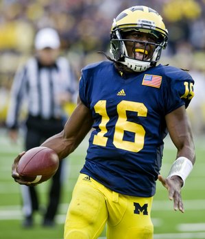 DENARD-ROBINSON-SMILE.JPG