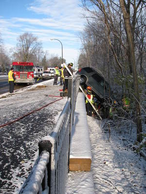 Washtenaw_crash_11302011.jpg