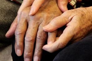 alzheimers-old-people-disease-caring-care-aging-ap_296.jpg