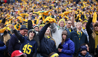 michigan-fans.JPG