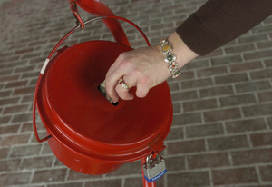 120811_Salvation_Army_kettle.jpg