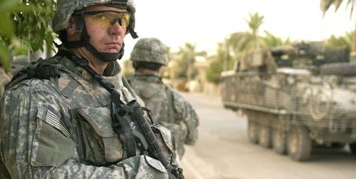 1220 US Army searching for insurgents in Iraq.jpg