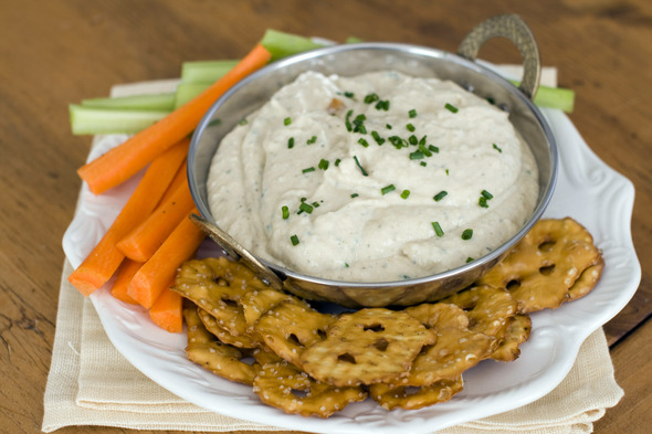 french_onion_dip_AP.jpg