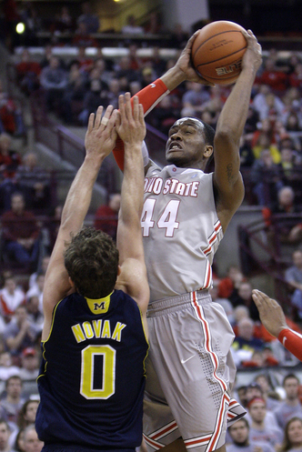 UMBB_OhioState_AP6.jpg