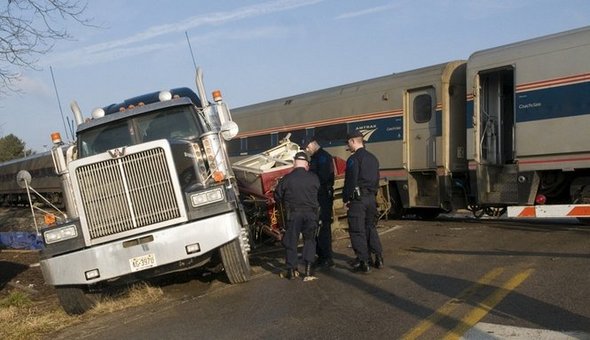 Amtrak_train_crash4.jpg