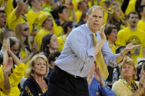 UMBB_Beilein_Sideline_Clap.jpg