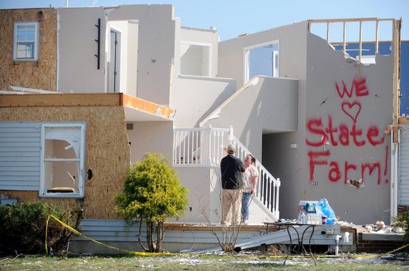 031912_Tornado_Damage_MRM_11.jpg