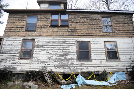 1480_south_crumbling_foundation.jpg